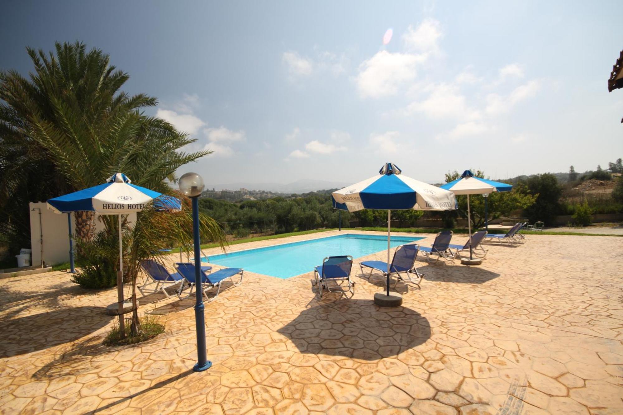 Helios 2 Apartment Paphos Exterior photo